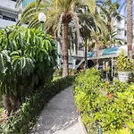 Floral Home - Large Private Terrace With Pool